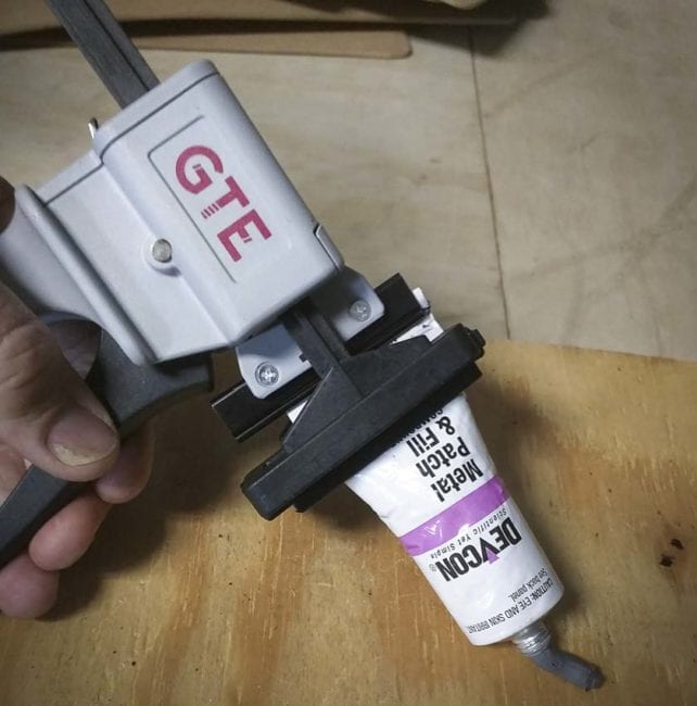 GTE MasterBead Adhesive Dispenser Gun