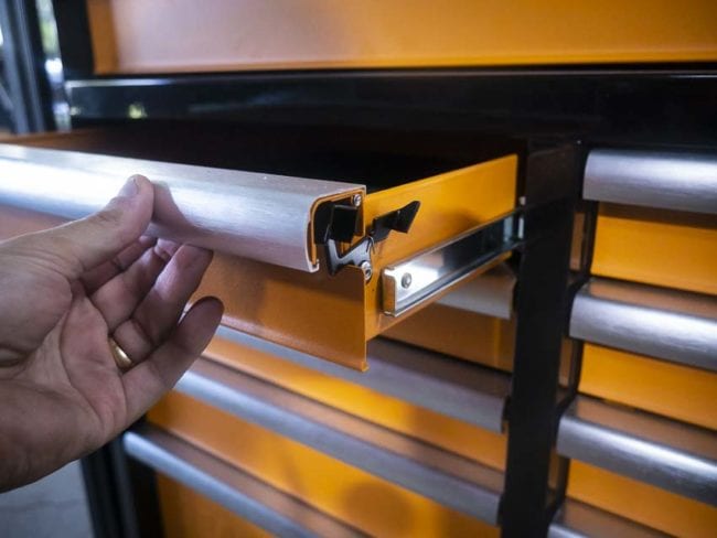Gearwrench Service Cart drawer lock