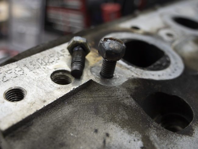 How To Remove Broken Exhaust Manifold Bolts_2