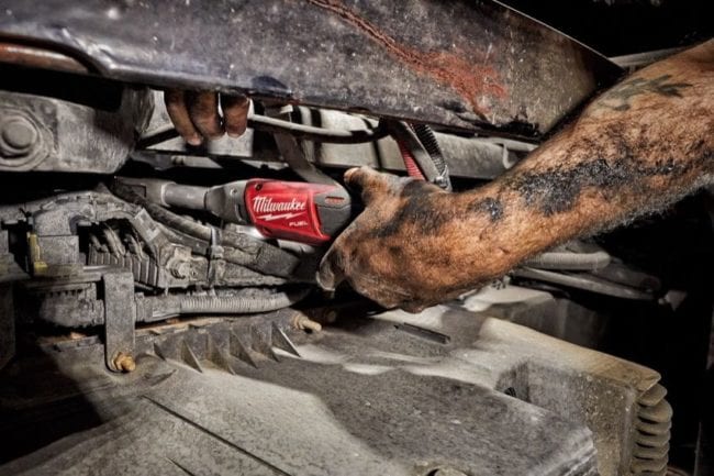 Milwaukee Tool Extended Reach Ratchets Use