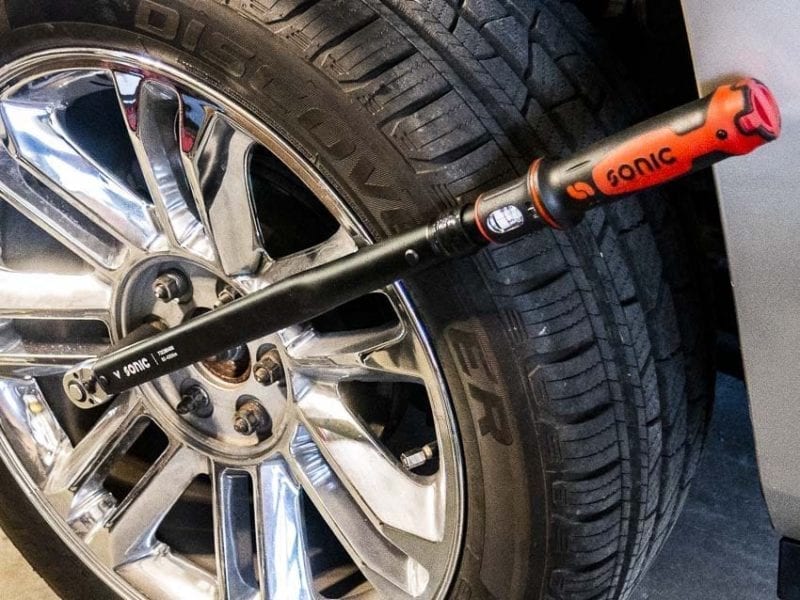 How To Use a Torque Wrench