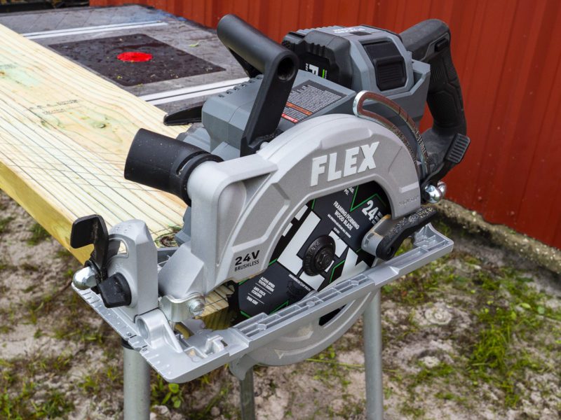 FLEX FX2141R Rear Handle Saw FI